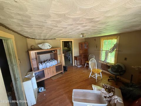 Photo of 12810 E Orell Rd, Louisville, KY 40272 (MLS # 1717628)