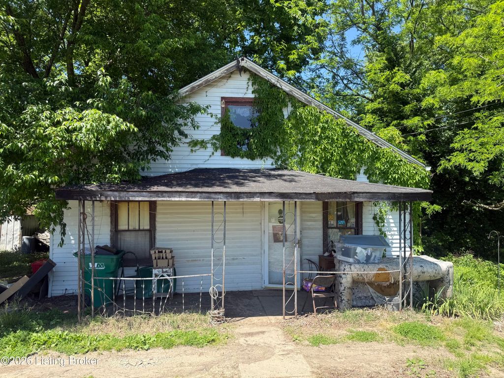 Photo of 12810 E Orell Rd, Louisville, KY 40272 (MLS # 1717628)