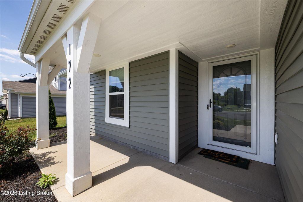 Photo of 172 Sienna Dr, Shepherdsville, KY 40165 (MLS # 1720659)