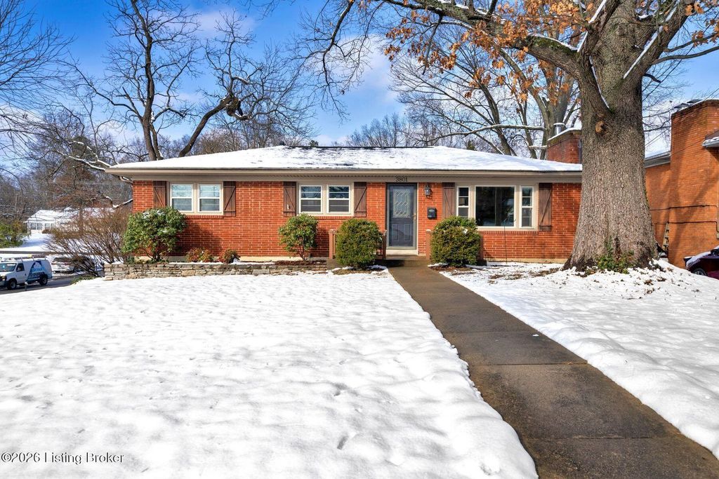 Photo of 3801 Sunrise Way, Louisville, KY 40220 (MLS # 1706010)