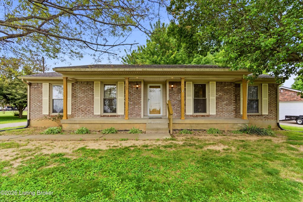 Photo of 125 Bluegrass Way, Mt Washington, KY 40047 (MLS # 1715884)