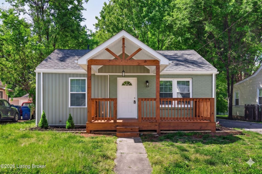 Photo of 1708 Sonne Ave, Louisville, KY 40216 (MLS # 1715399)