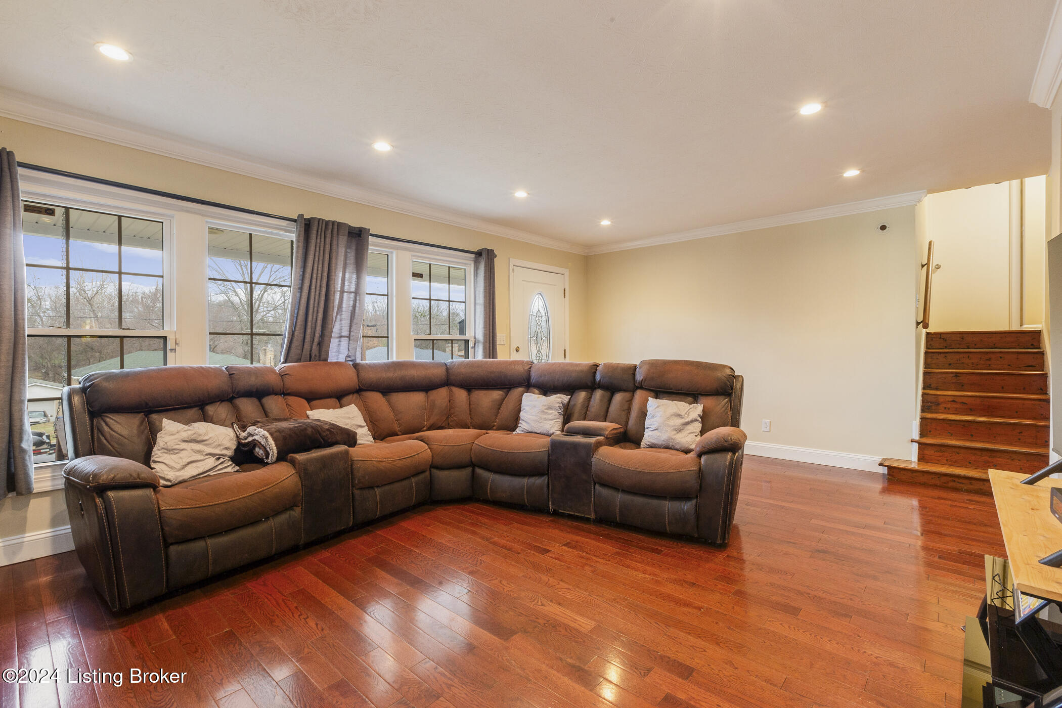 8301 Denise Dr, Louisville, Kentucky image 5