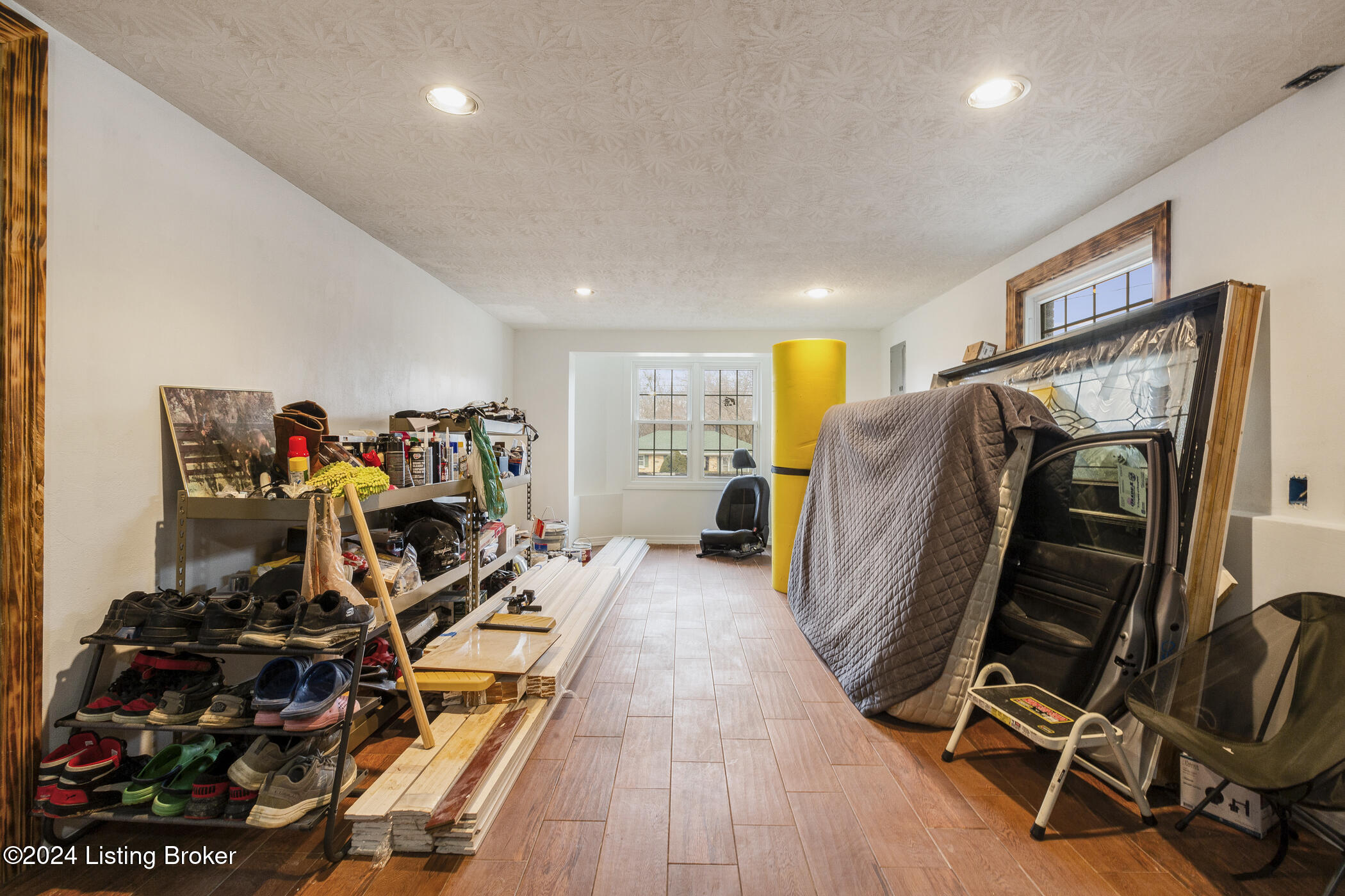 8301 Denise Dr, Louisville, Kentucky image 35