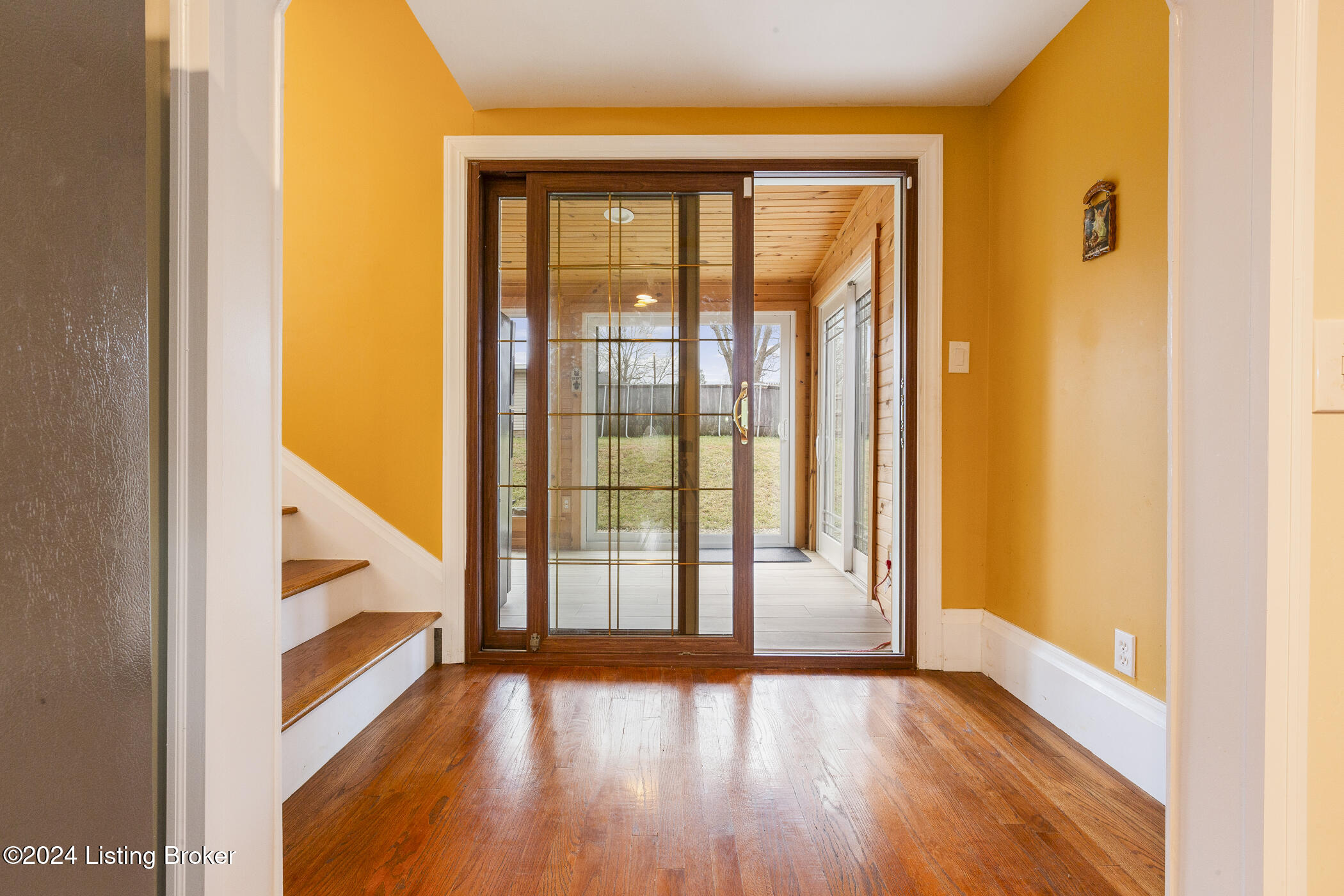 8301 Denise Dr, Louisville, Kentucky image 13