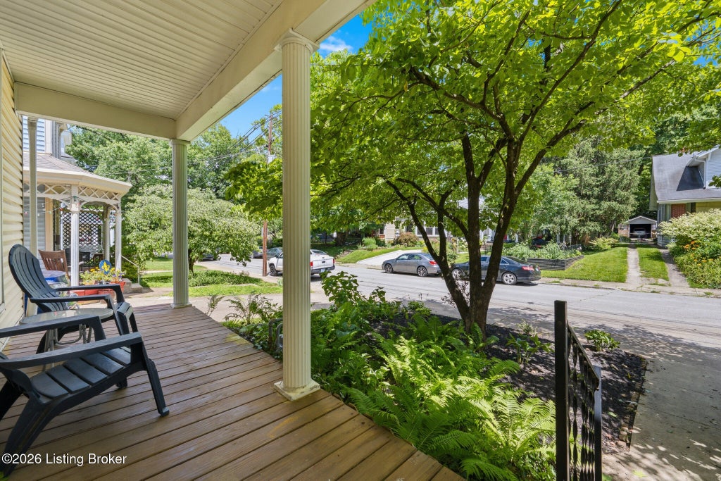 Photo of 172 N Bellaire Ave, Louisville, KY 40206 (MLS # 1724142)