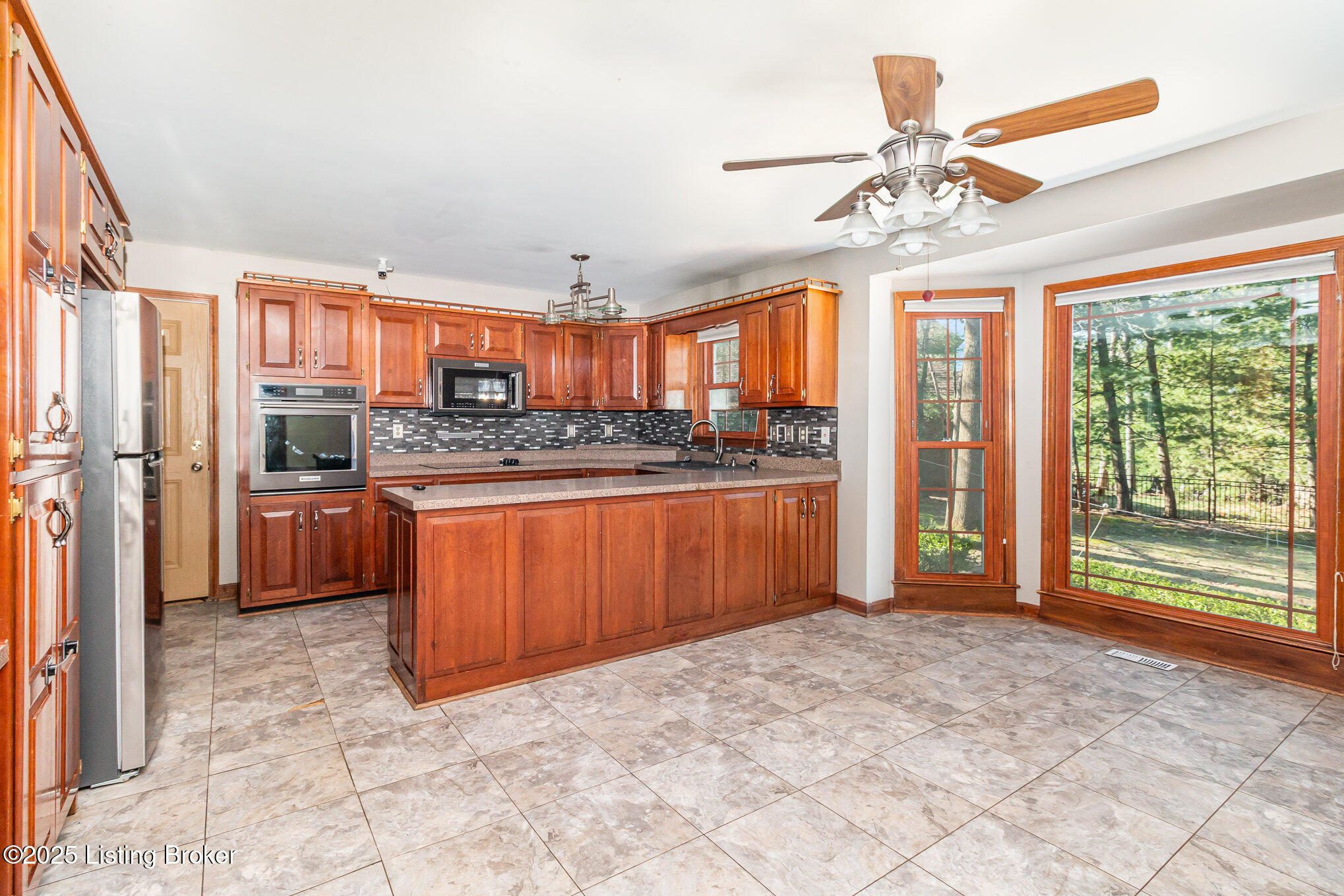 3506 Gateview Pl, Louisville, Kentucky image 10