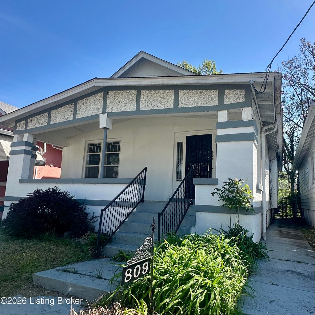 Photo of 809 Sutcliffe Ave, Louisville, KY 40211 (MLS # 1714226)