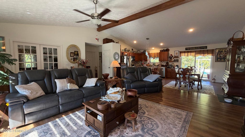 Photo of 1800 Highview Church Rd, Bloomfield, KY 40008 (MLS # 1732590)