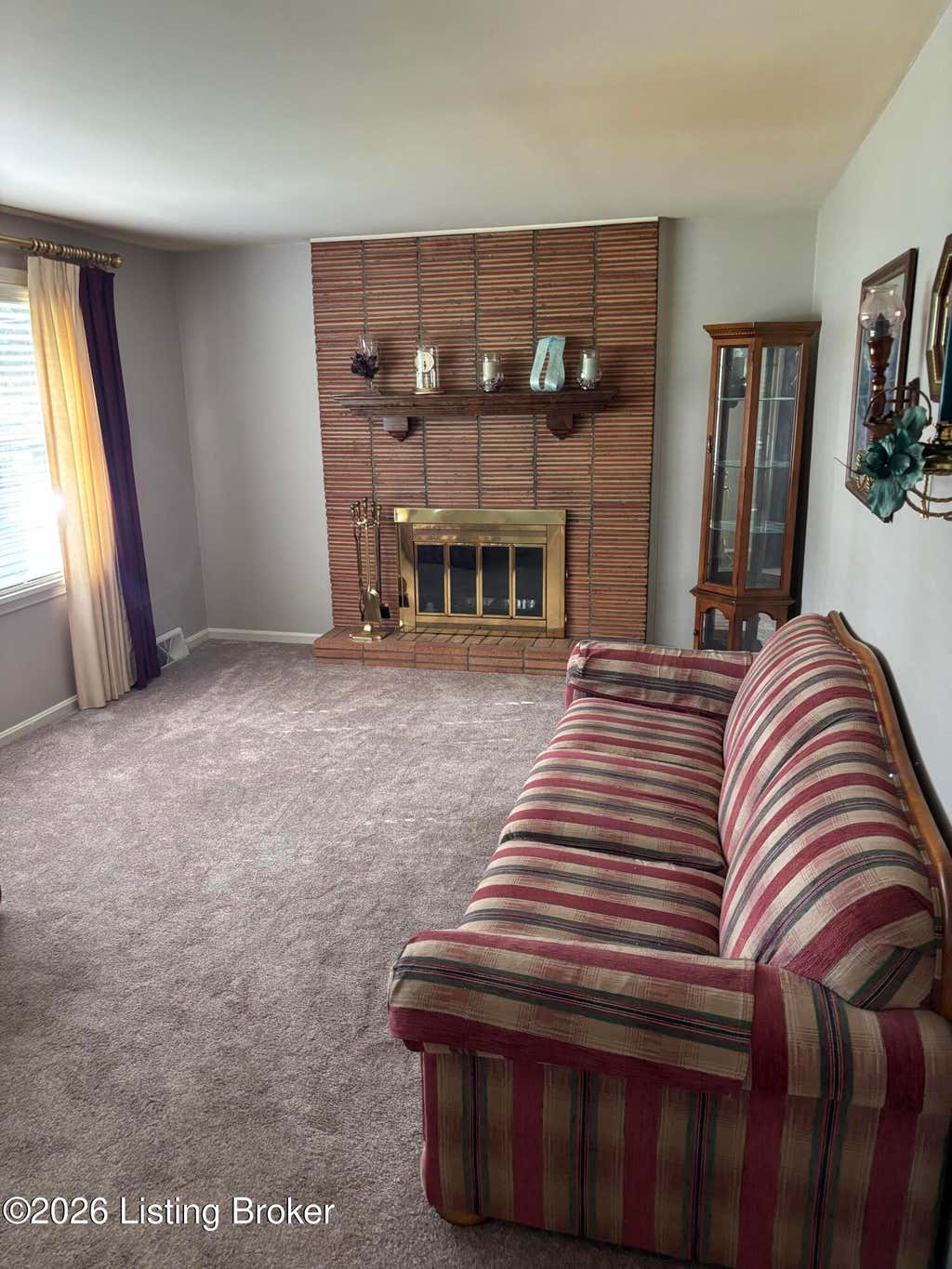 Photo of 8001 Daffodil Dr, Louisville, KY 40258 (MLS # 1727210)