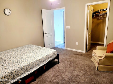 Tiny photo for 6912 Beckingham Blvd, Louisville, KY 40299 (MLS # 1729620)