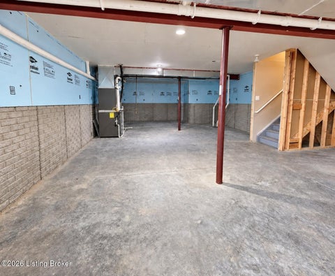 Tiny photo for 6912 Beckingham Blvd, Louisville, KY 40299 (MLS # 1729620)