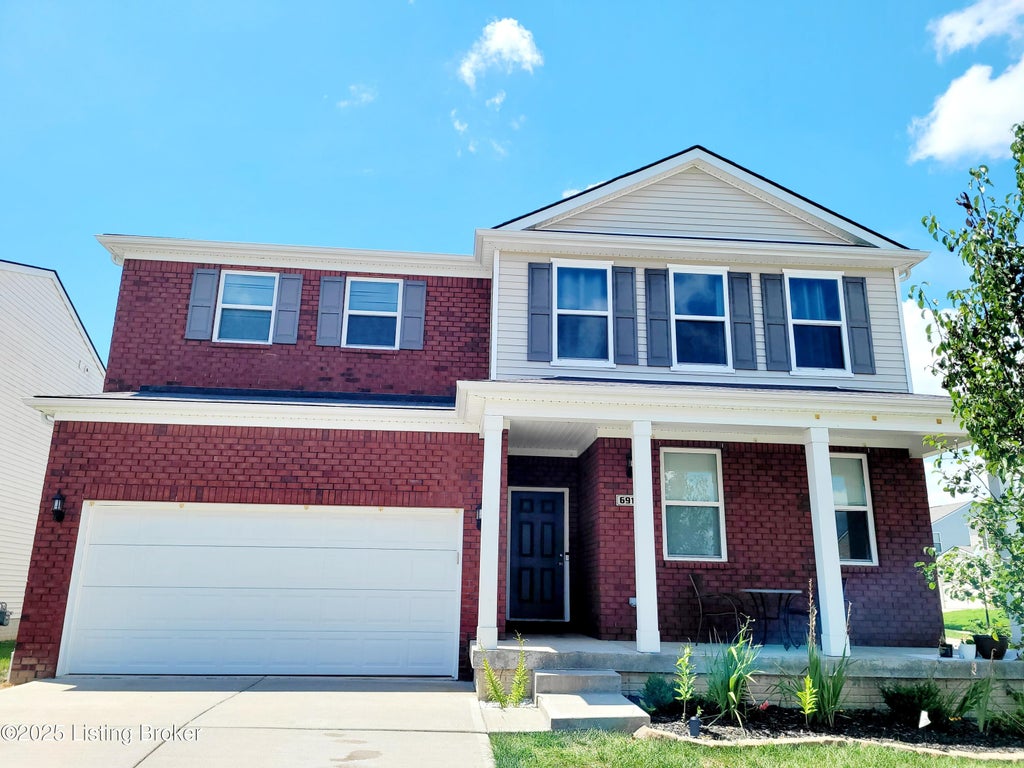 Photo of 6912 Beckingham Blvd, Louisville, KY 40299 (MLS # 1729620)