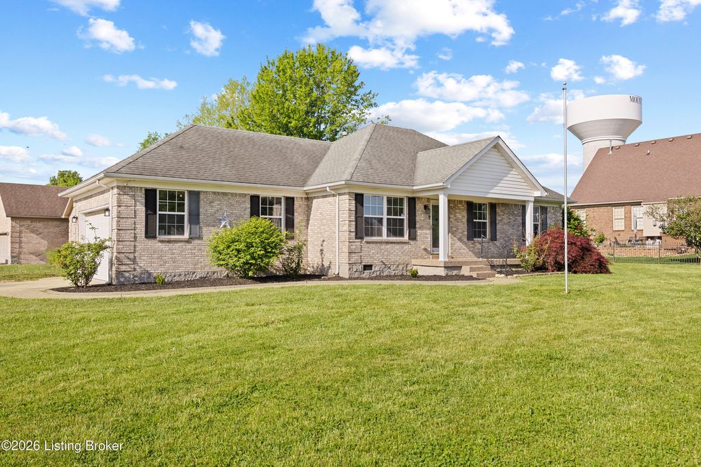 Photo of 485 Deer Park Way, Mt Washington, KY 40047 (MLS # 1715154)