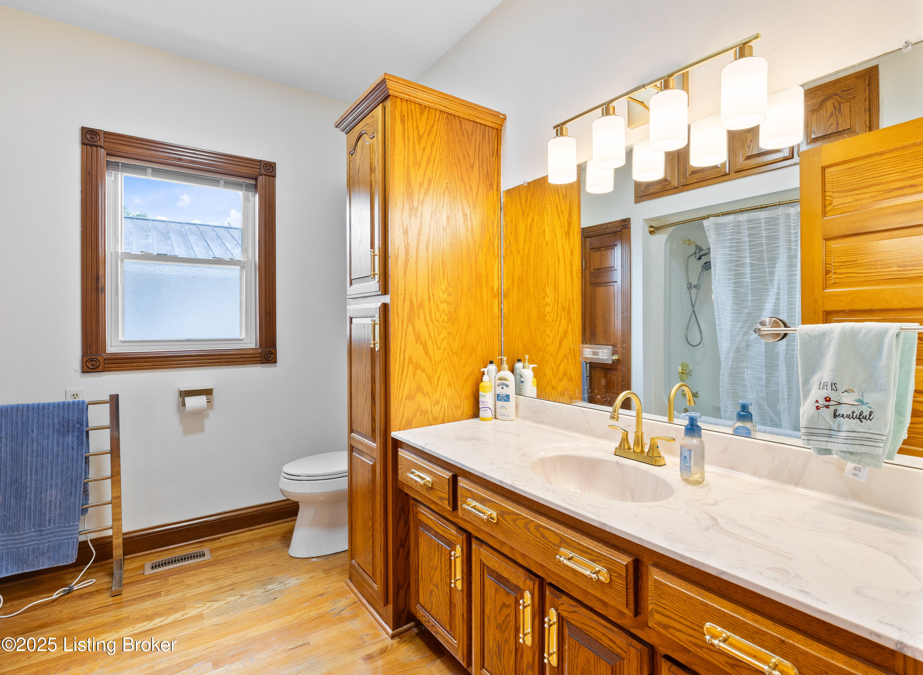 568 Pleasant Grove Loop, Springfield, Pennsylvania image 16