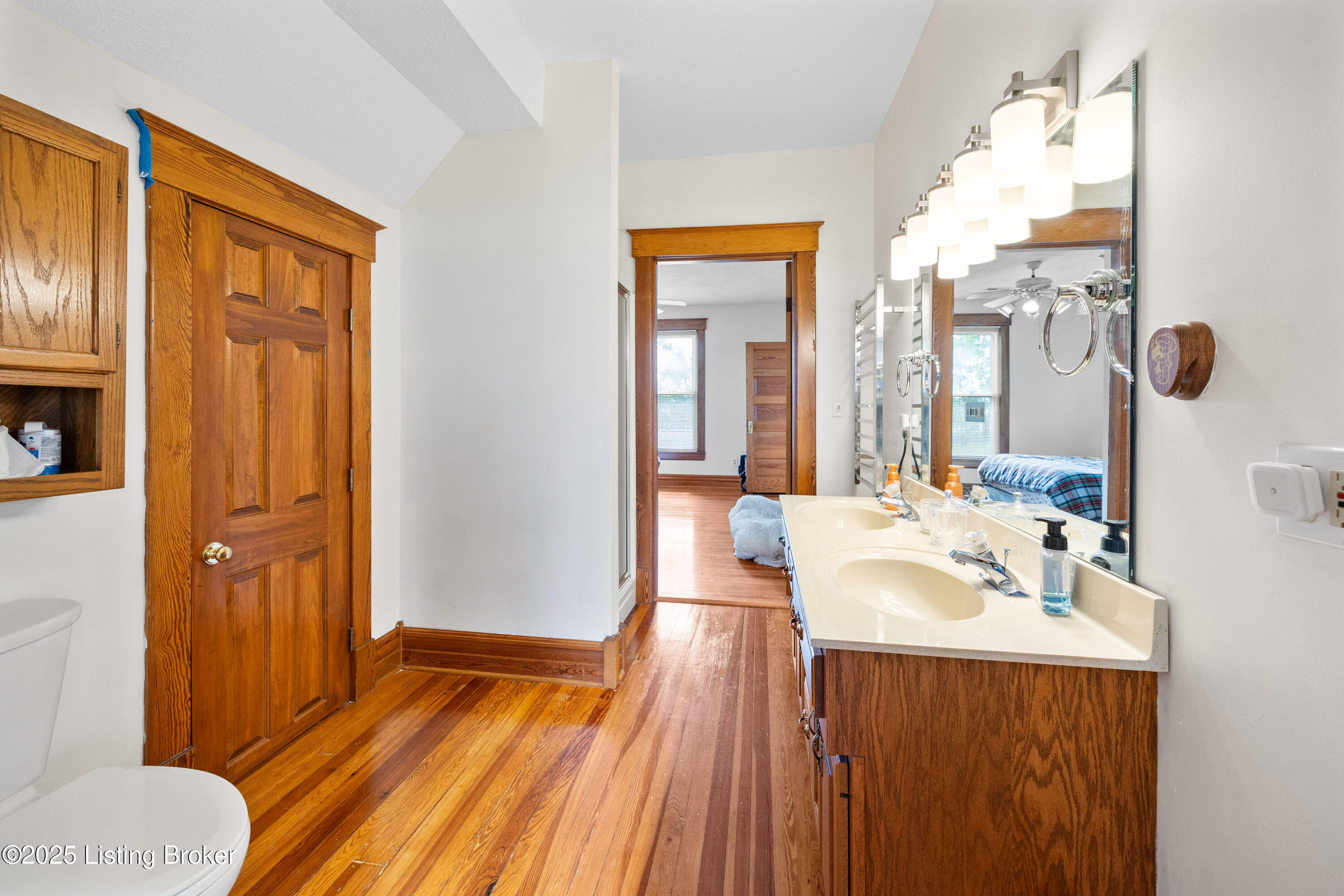 568 Pleasant Grove Loop, Springfield, Pennsylvania image 24