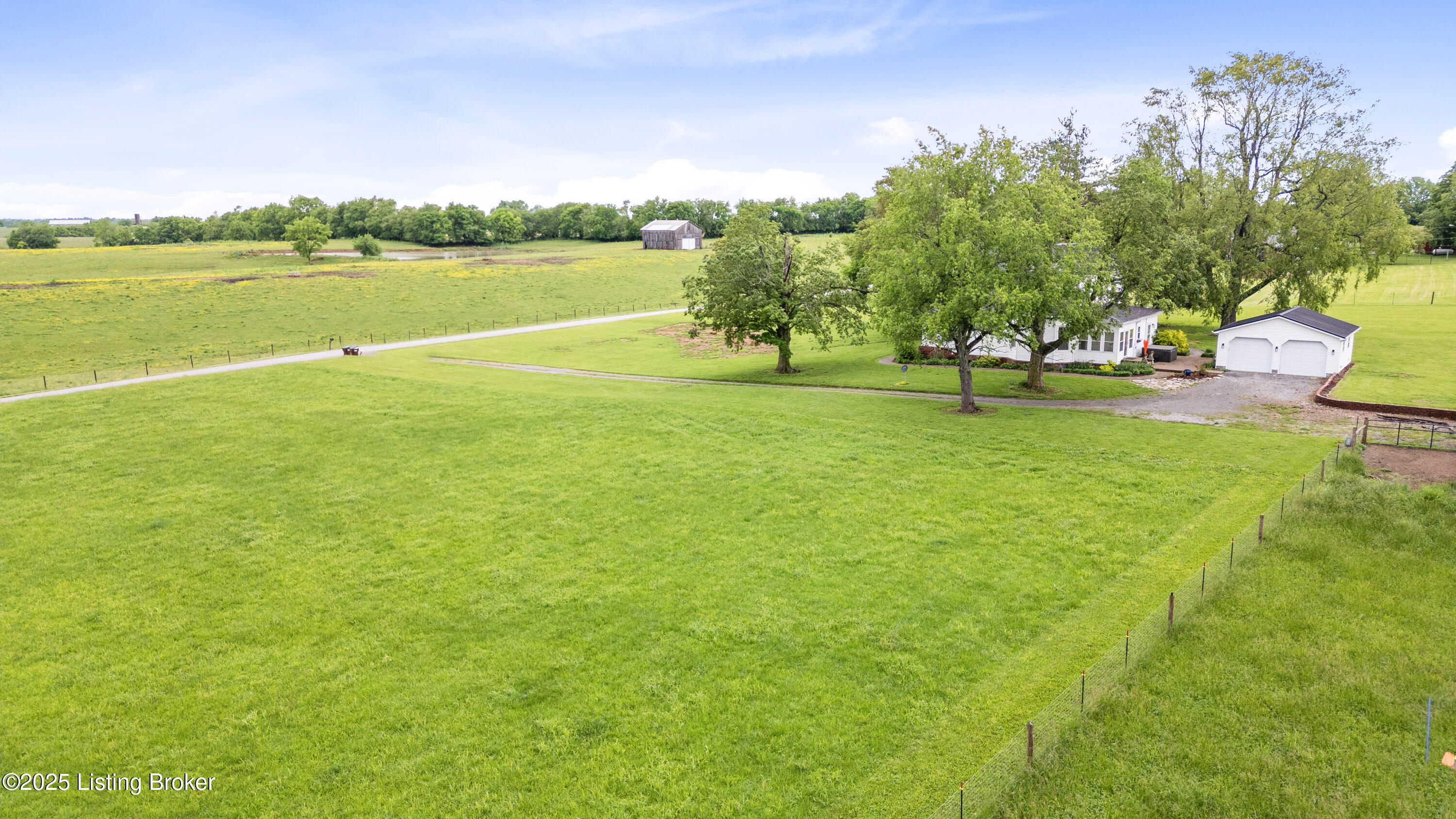 568 Pleasant Grove Loop, Springfield, Pennsylvania image 34
