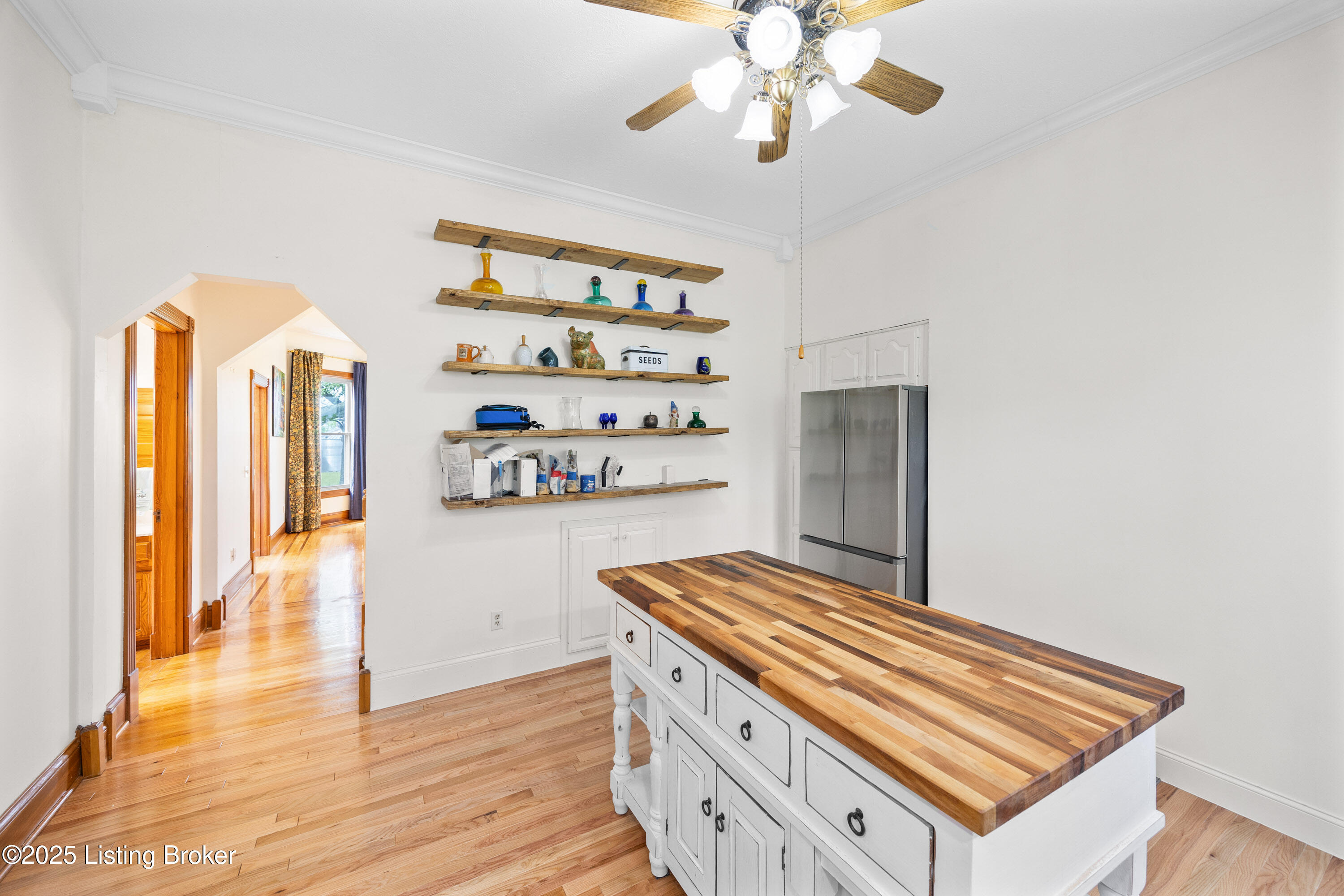 568 Pleasant Grove Loop, Springfield, Pennsylvania image 14