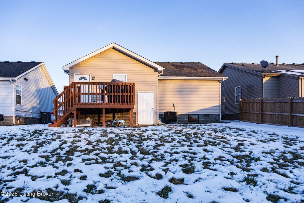 Photo of 3130 Northland Dr, Louisville, KY 40216 (MLS # 1709031)