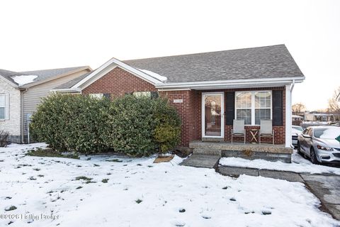 Photo of 3130 Northland Dr, Louisville, KY 40216 (MLS # 1709031)