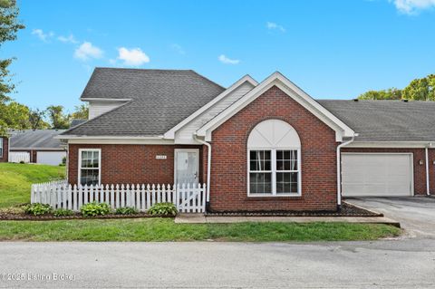 Photo of 6202 Apple Cider Dr, Louisville, KY 40219 (MLS # 1701142) Photo of 6202 Apple Cider Dr, Louisville, KY 40219 (MLS # 1701142)