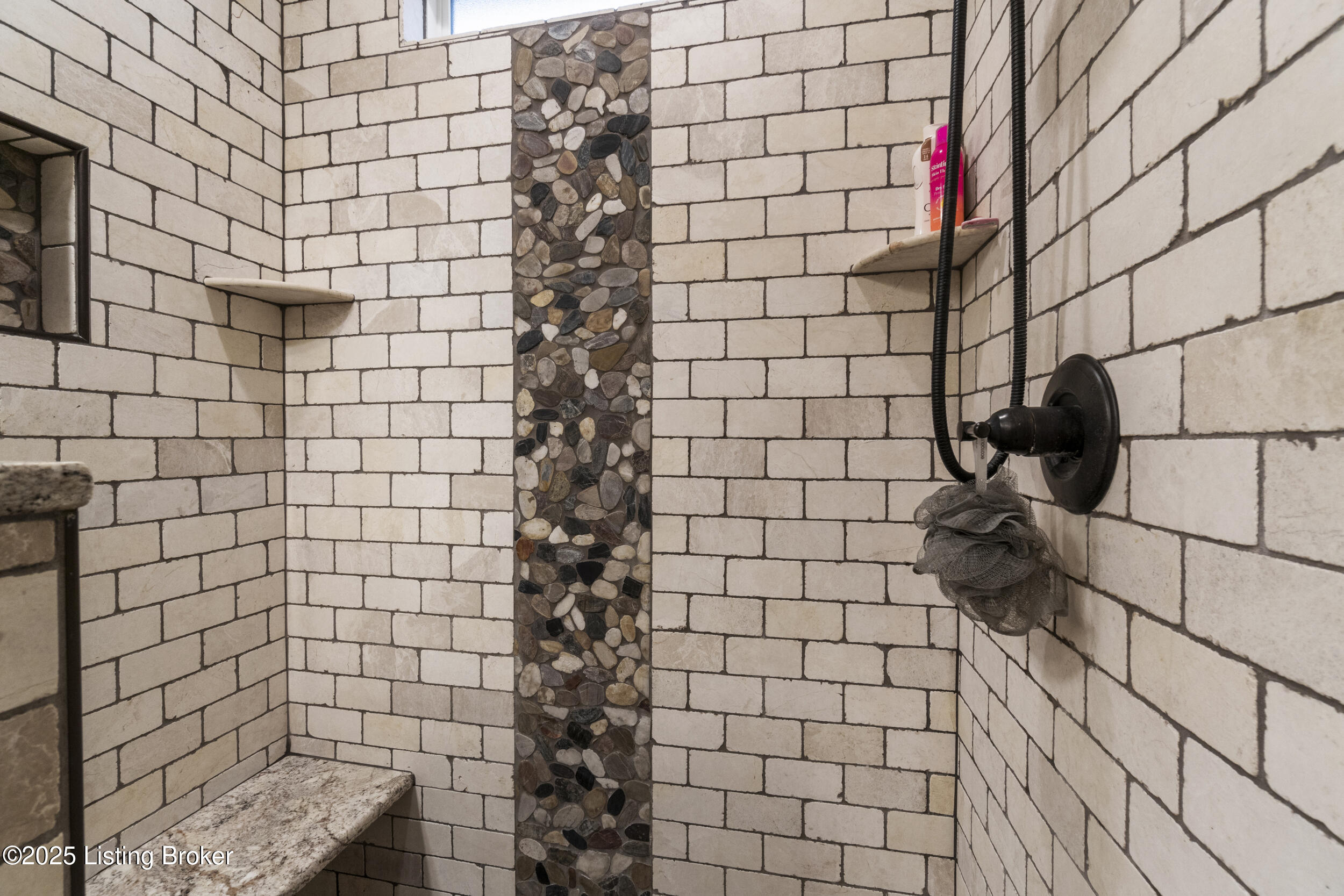 434 Deep Creek Dr, Shepherdsville, Pennsylvania image 38
