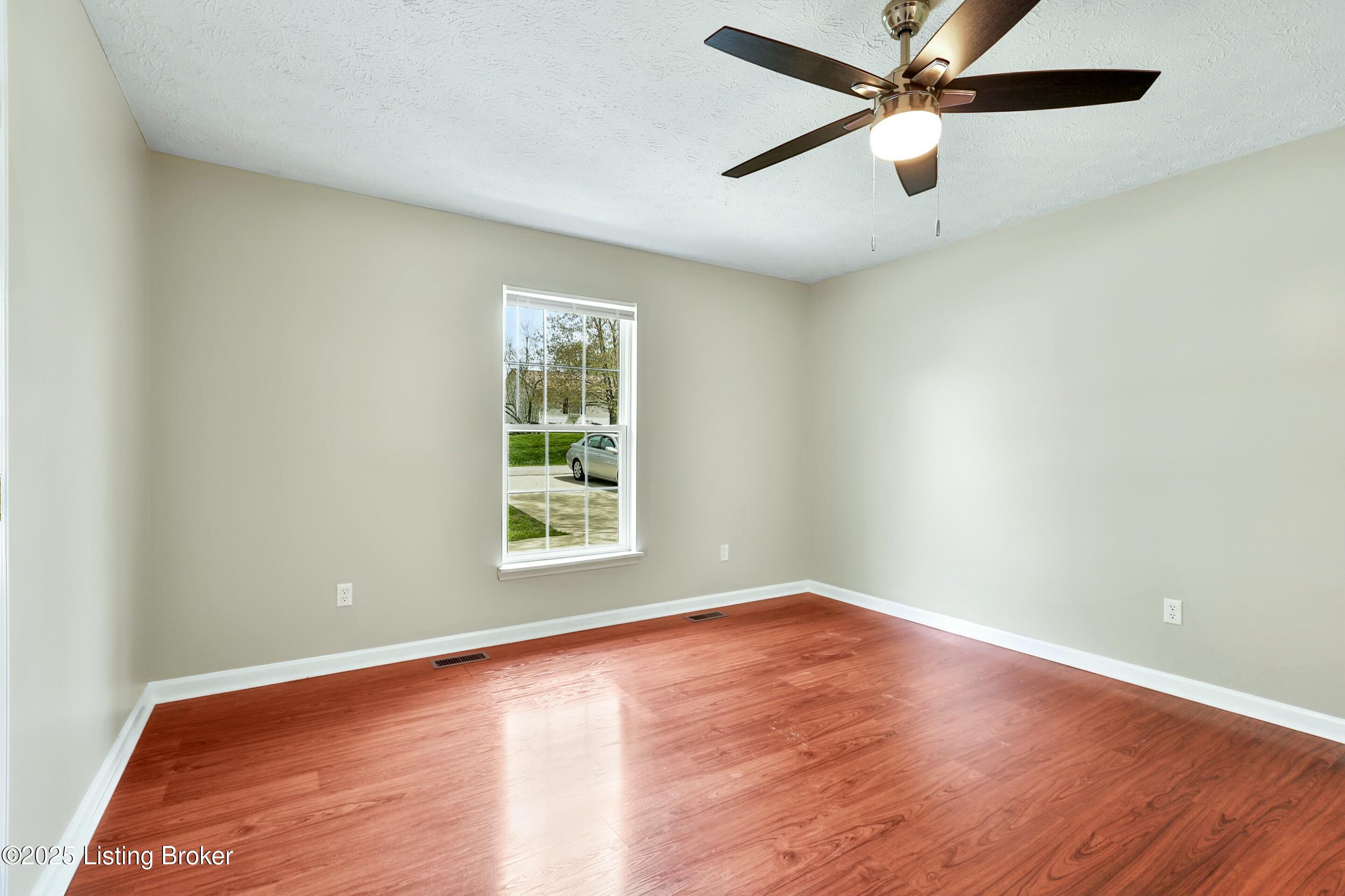 1008 Bradley Dr, Lawrenceburg, Kentucky image 17
