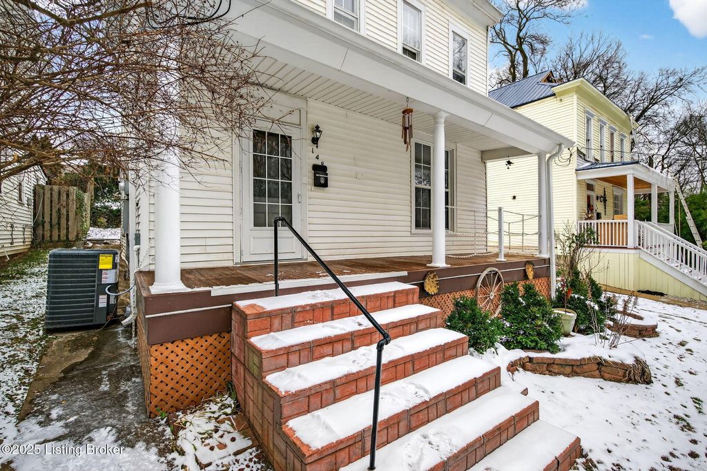 Photo of 148 Coral Ct, Louisville, KY 40206 (MLS # 1705658)