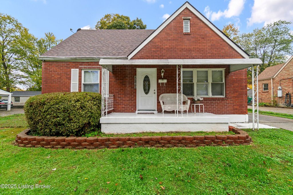 Photo of 4628 Kiefer Rd, Louisville, KY 40216 (MLS # 1704811)
