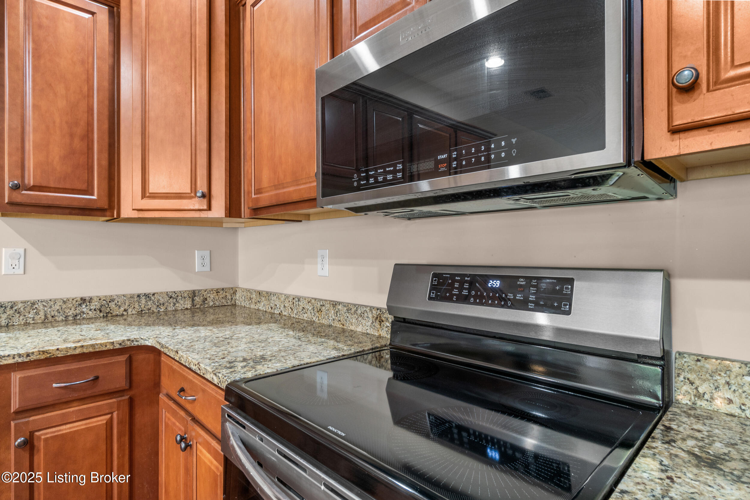 14511 Lake Village Dr, Louisville, Kentucky image 26