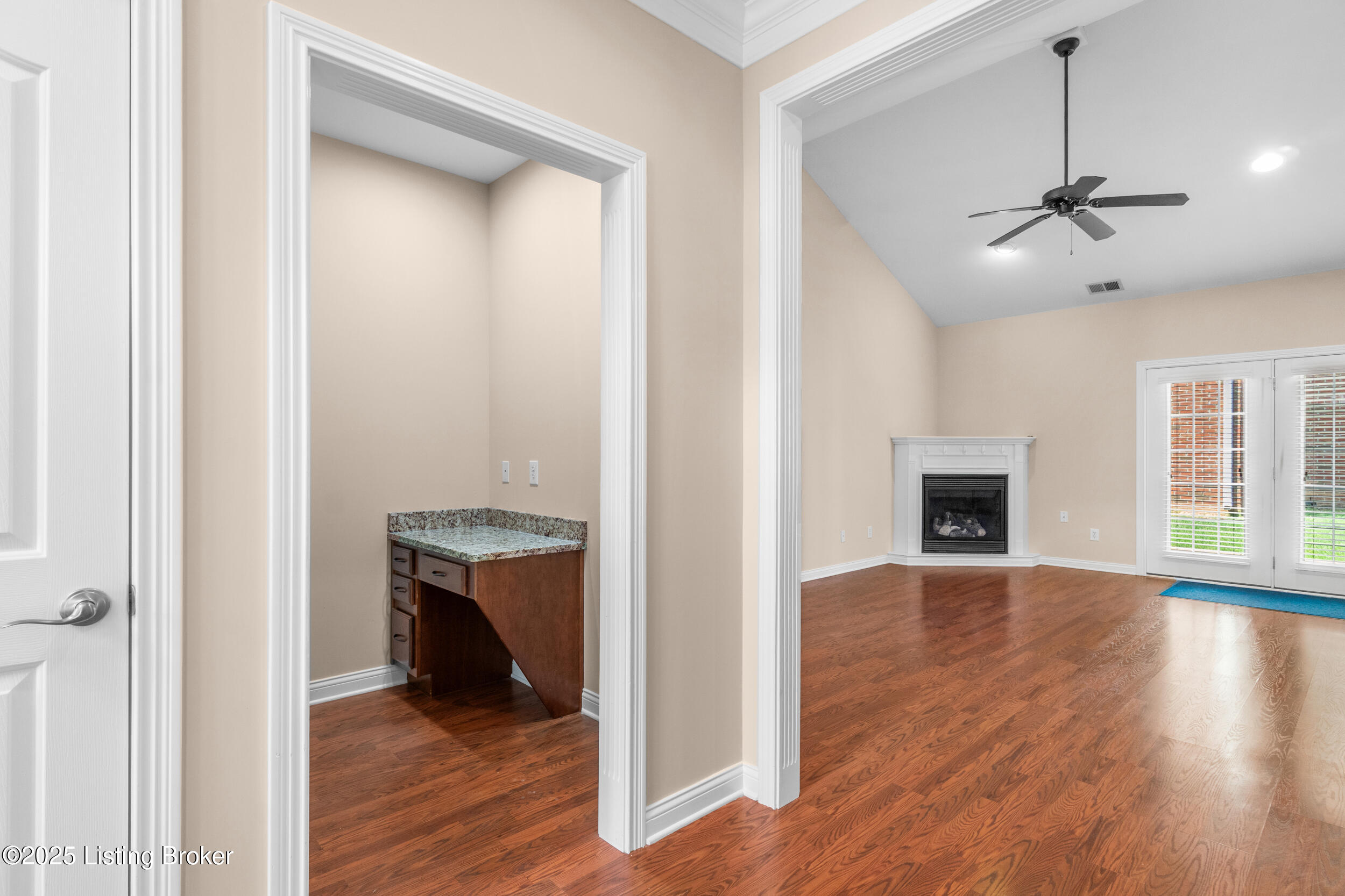 14511 Lake Village Dr, Louisville, Kentucky image 15