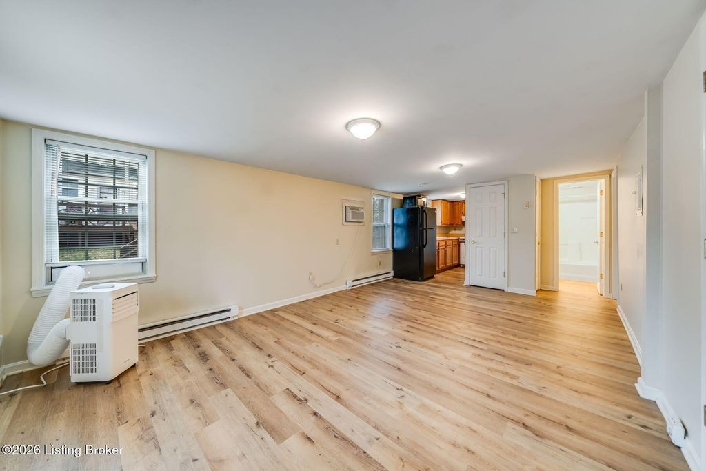 Photo of 1612 Ellwood Ave #1 Rear, Louisville, KY 40204 (MLS # 1707199)