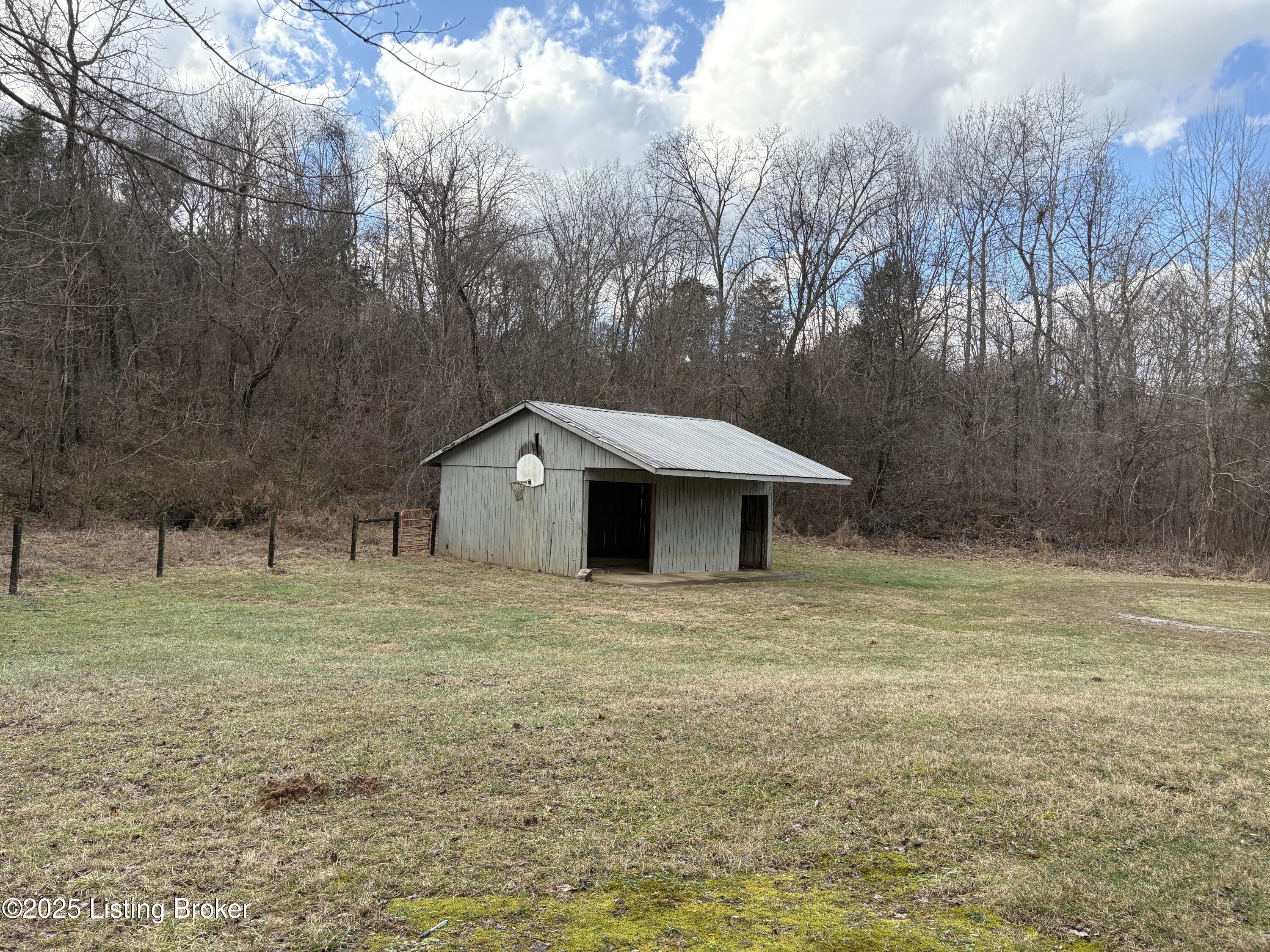 161 Harper Cemetery Rd, Munfordville, Kentucky image 3