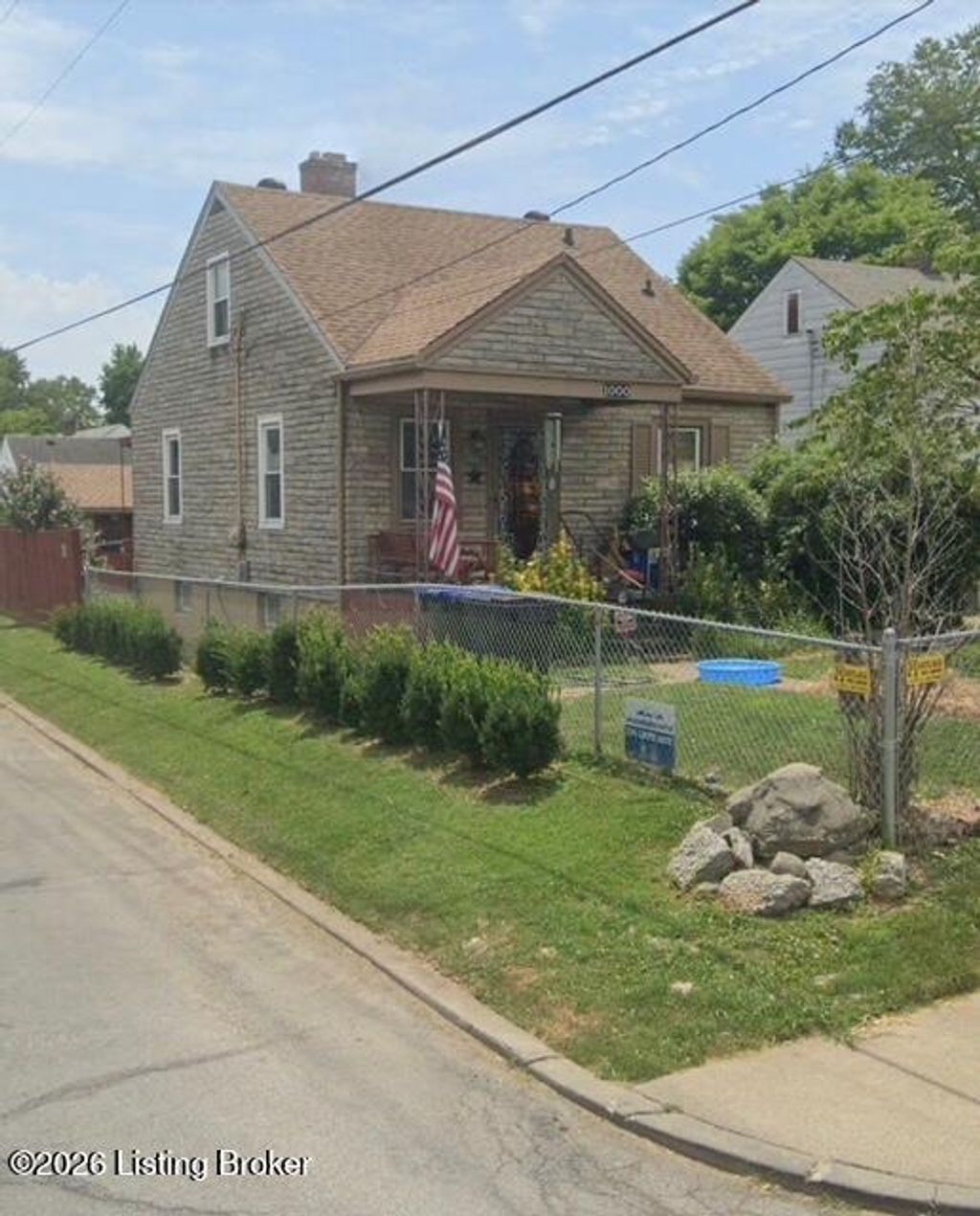 Photo of 1000 Berry Blvd, Louisville, KY 40215 (MLS # 1715171)