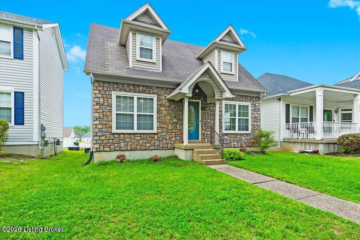 Photo 1 of 16 — 1508 Russell Lee Dr, Louisville, KY 40211