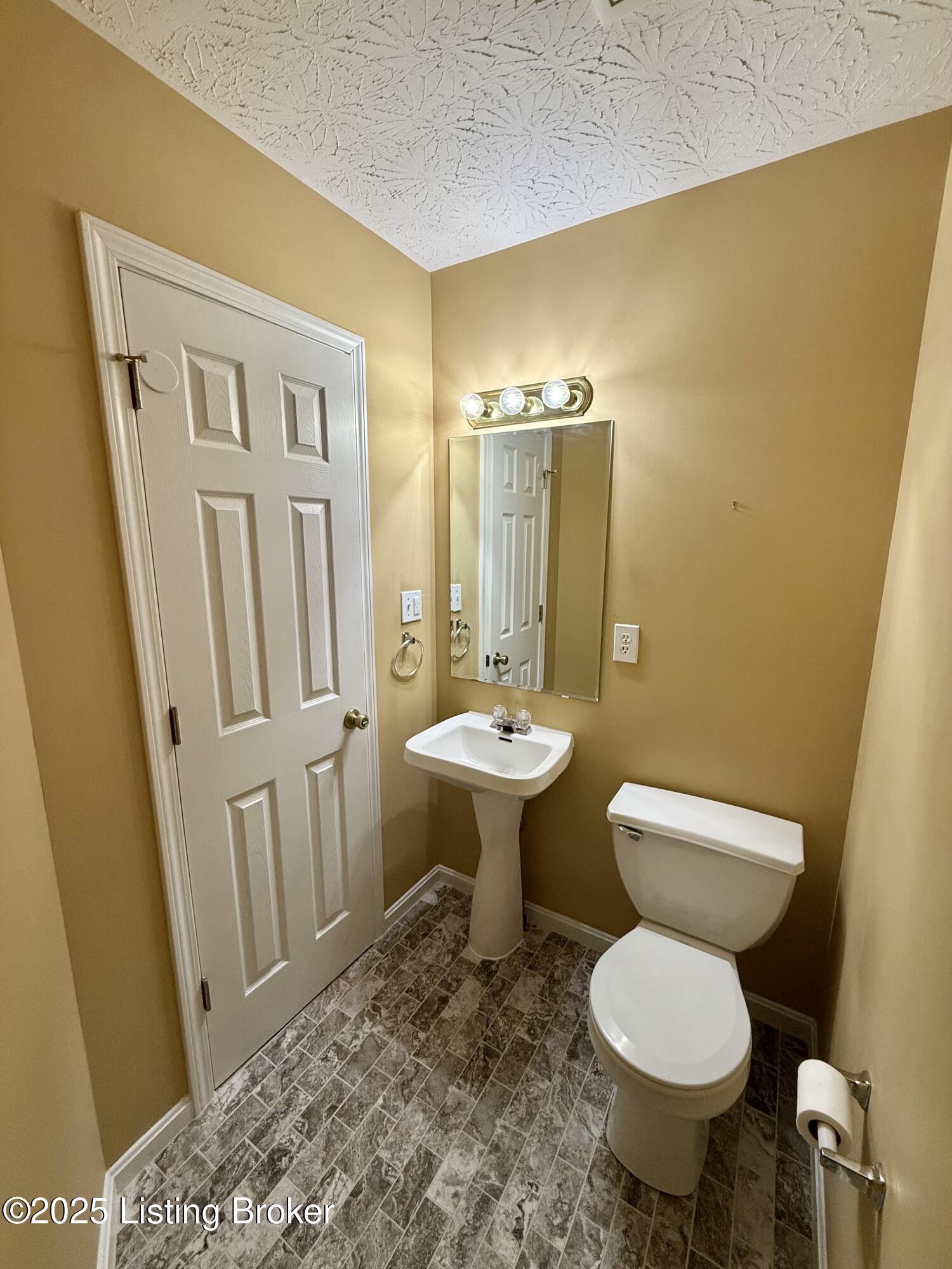 6511 Spencerwood Ct, Louisville, Pennsylvania image 27