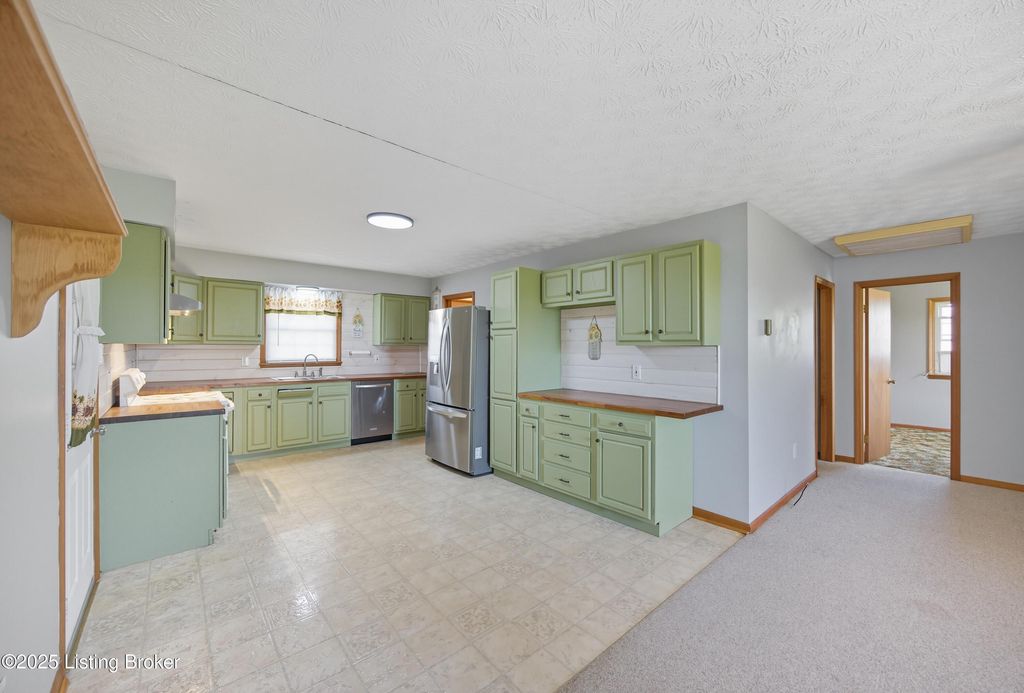 Photo of 4560 Louisville Rd, Salvisa, KY 40372 (MLS # 1700208)