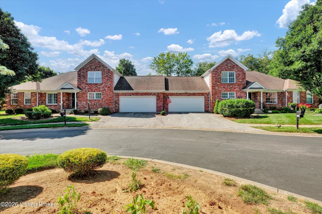Photo of 4227 Lilac Vista Dr, Louisville, KY 40241 (MLS # 1719769)