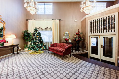 Photo of 1600 Gardiner Ln #104, Louisville, KY 40205 (MLS # 1705093)