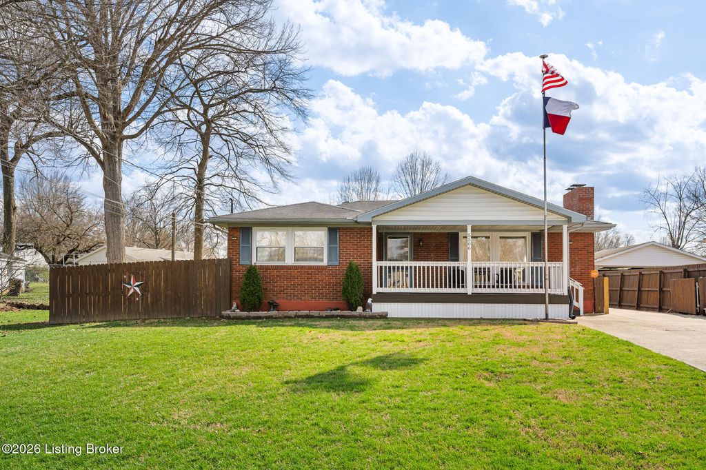 Photo of 5506 Morning Glory Ln, Louisville, KY 40258 (MLS # 1711201)
