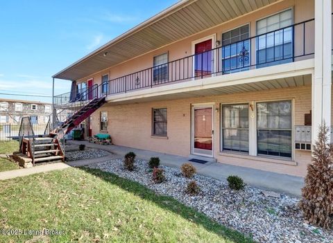 Photo of 1962 Goldsmith Ln #APT 3, Louisville, KY 40218 (MLS # 1702139)