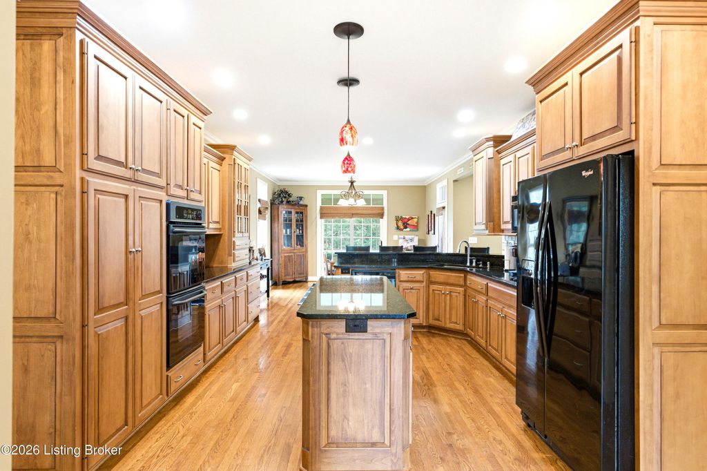 Photo of 13101 Ridgemoor Dr, Prospect, KY 40059 (MLS # 1716001)
