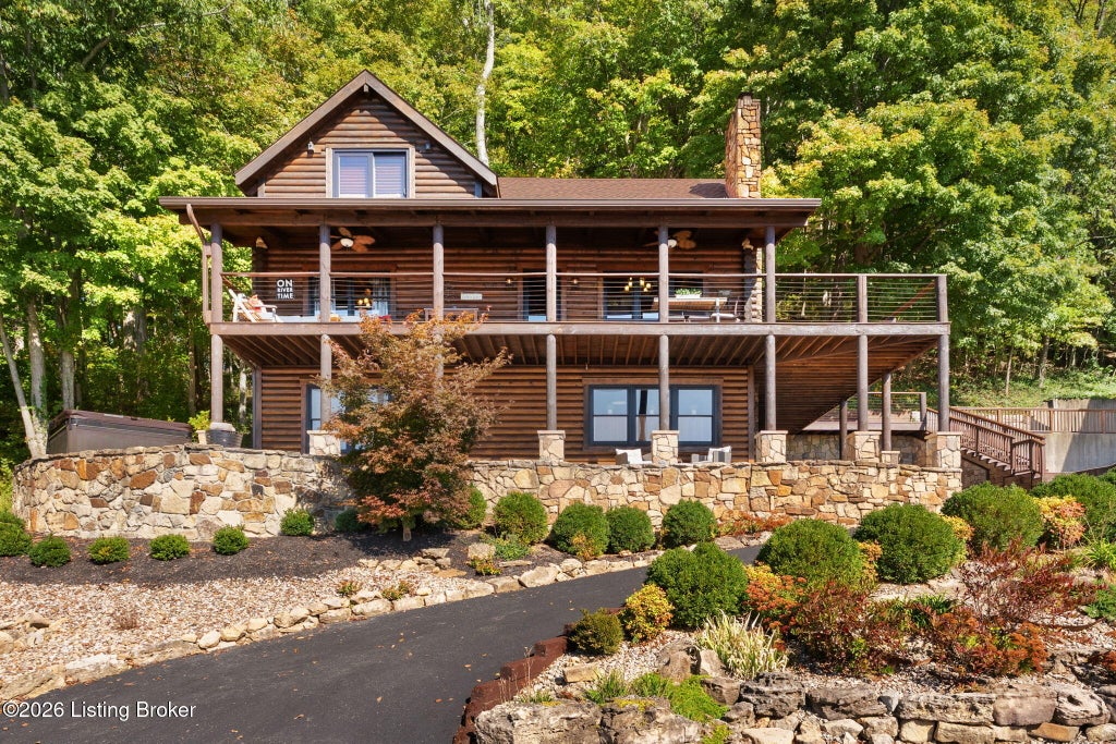 Photo of 5113 Stoneview Dr, Charlestown, IN 47111 (MLS # 1732066)
