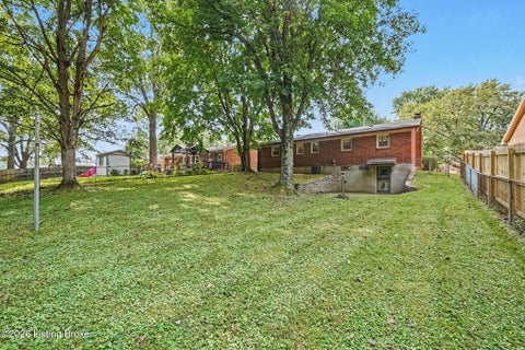 Tiny photo for 10217 Eve Adam Dr, Louisville, KY 40272 (MLS # 1729809)