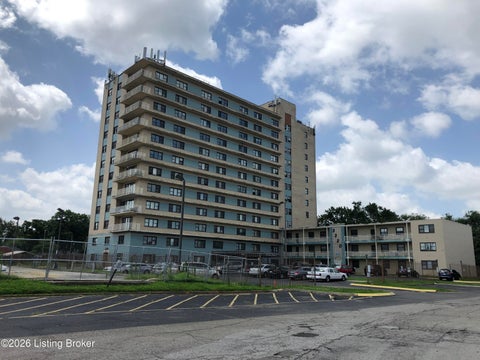 Homes For Sale - 3320 Bardstown Rd #48<br/> Louisville, KY 40218