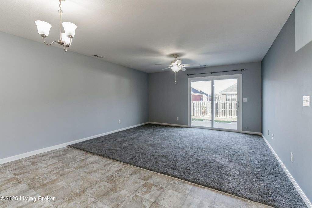 Photo of 123 Gadwall Ct, Shepherdsville, KY 40165 (MLS # 1706689)