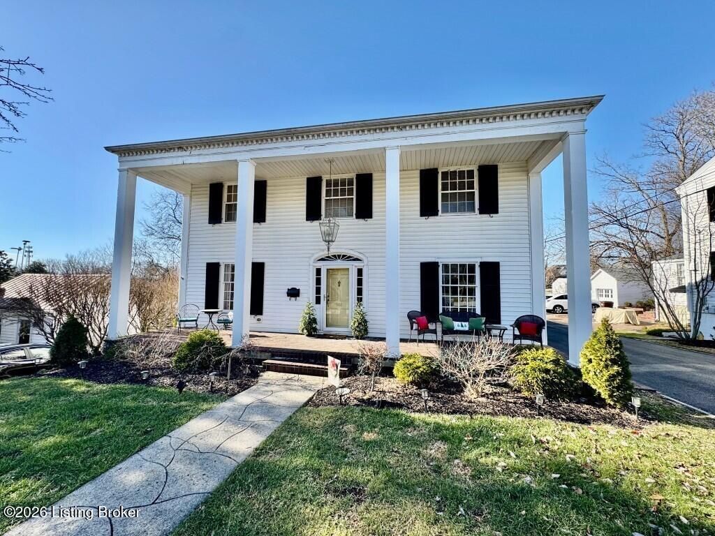 Photo of 308 Covington Ave, Springfield, KY 40069 (MLS # 1707768)