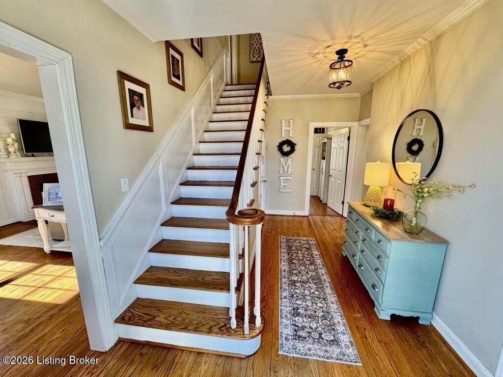 Photo of 308 Covington Ave, Springfield, KY 40069 (MLS # 1707768)