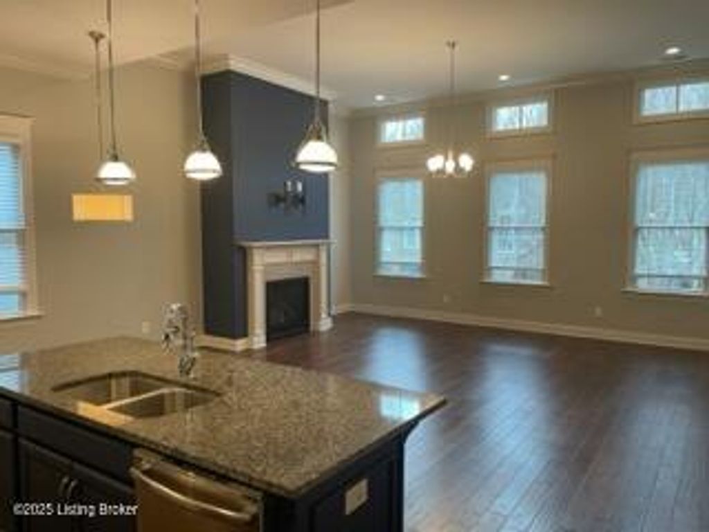 Photo of 10606 Meeting St #201, Prospect, KY 40059 (MLS # 1705814)