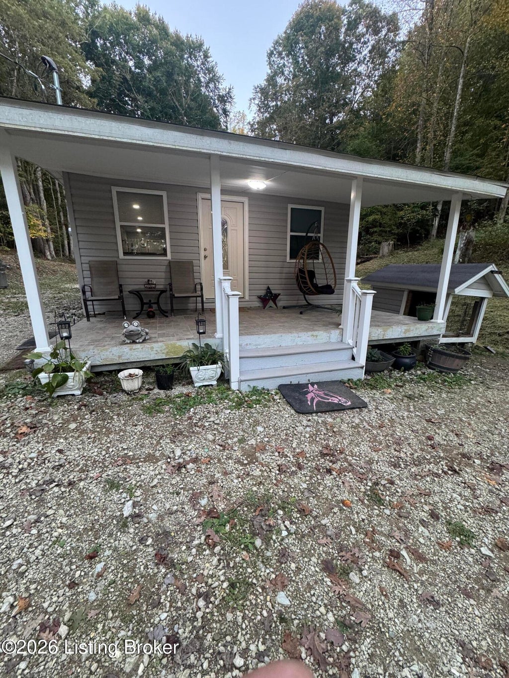 Photo of 10807 Jefferson Hill Rd, Louisville, KY 40118 (MLS # 1732442)